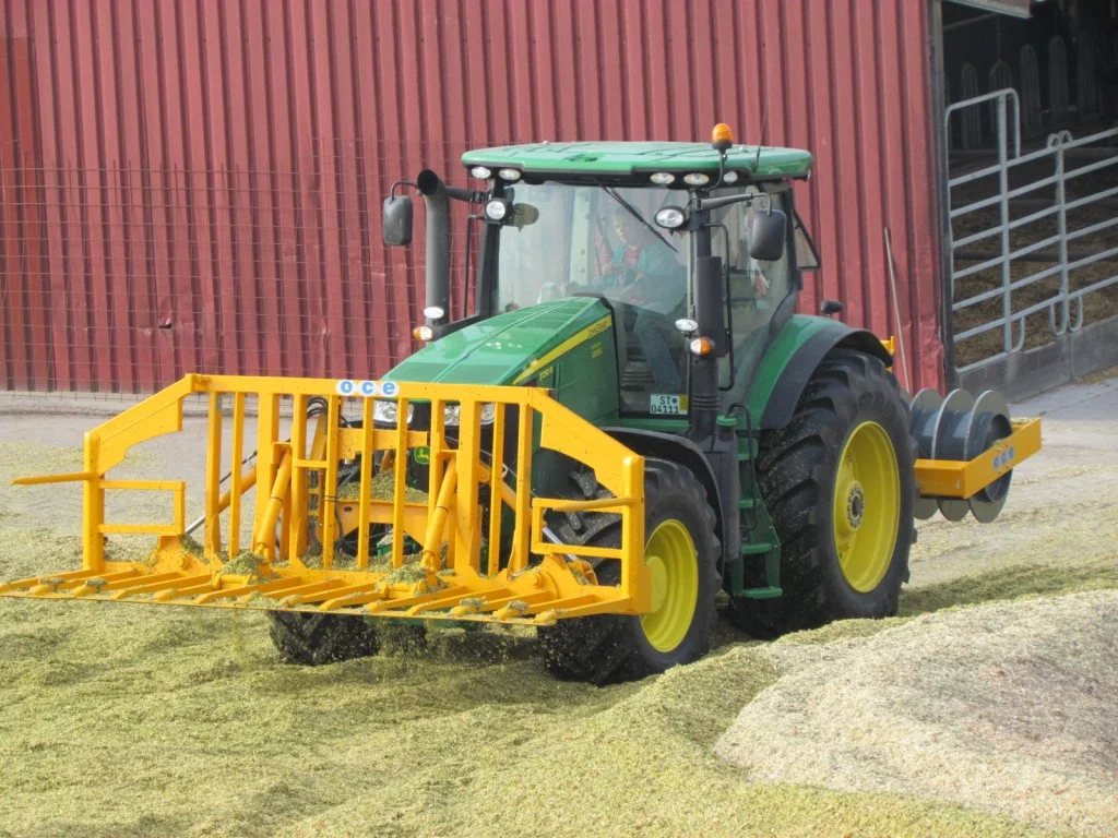 Kippgabel am John Deere